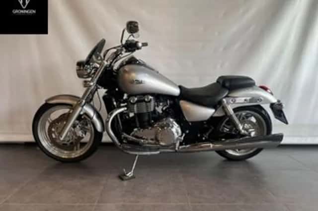 Triumph Thunderbird (2010) thumbnail 4