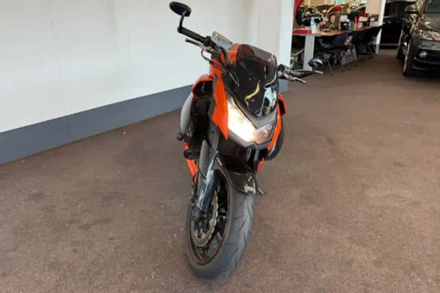 Kawasaki Z1000 (2012) thumbnail 6