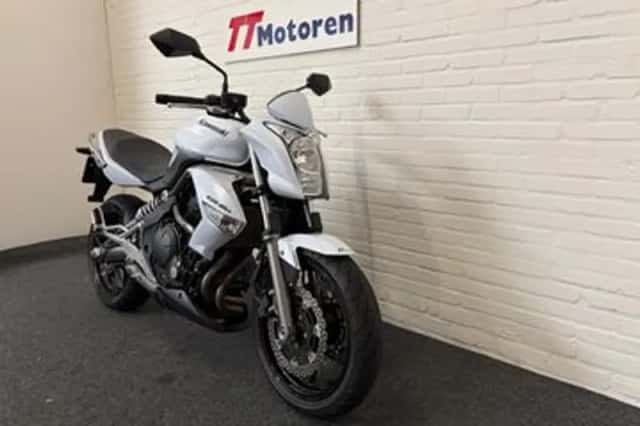 Kawasaki Er-6n (2009) thumbnail 5