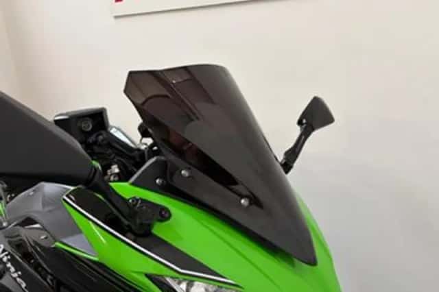 Kawasaki Ninja 650 35 (2017) thumbnail 4