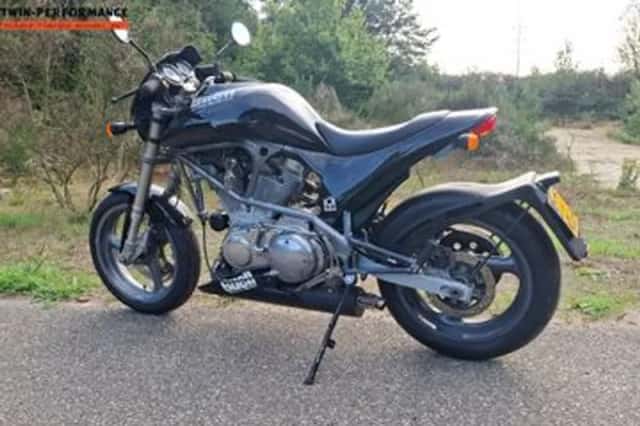 Buell S1 Lightning (1997) thumbnail 2