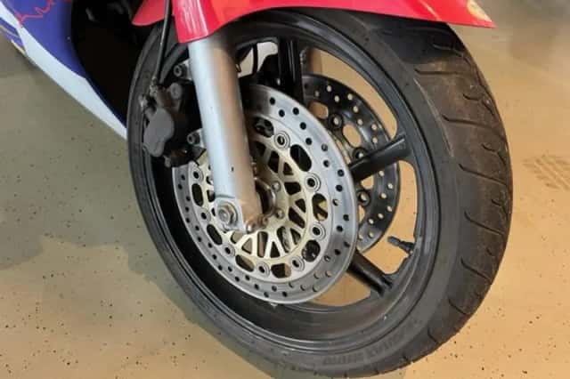Honda CBR 600 F (1995) thumbnail 4