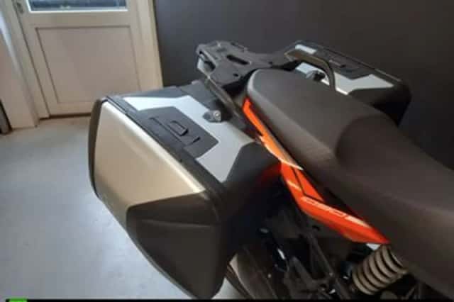 KTM 1090 Adventure (2019) thumbnail 6