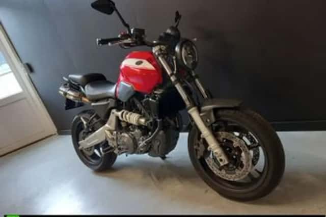 Yamaha MT-03 (2010) thumbnail 2