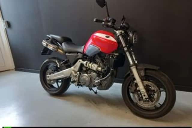 Yamaha MT-03 (2010) thumbnail 3