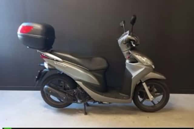 Honda Vision 110 (2013) thumbnail 1