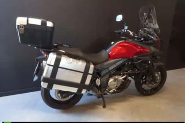 Suzuki V-Strom (2016) thumbnail 3