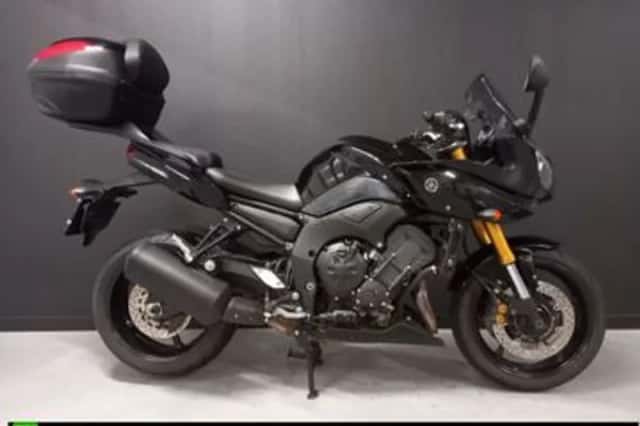 Yamaha FZ8 Fazer (2010) thumbnail 1
