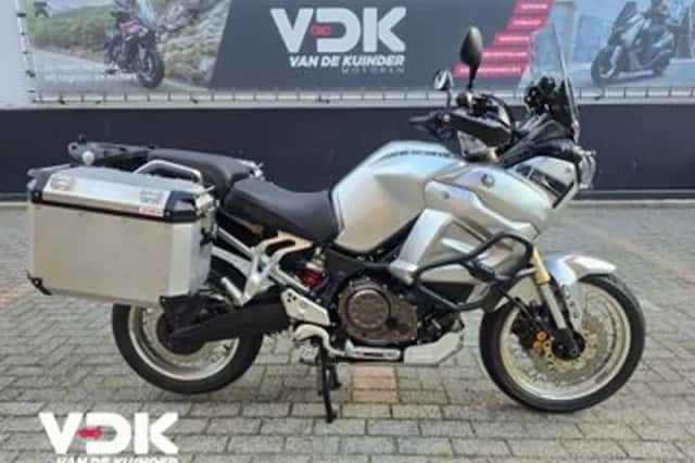 Yamaha XT 1200 Z Super Tenere (2017) thumbnail 1