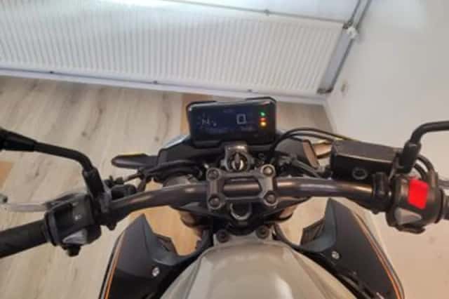 Honda CB500F (2023) thumbnail 6