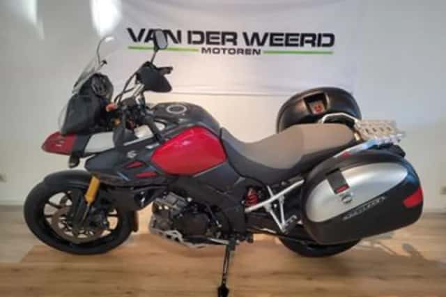 Suzuki V-Strom 1000 (2014) thumbnail 2