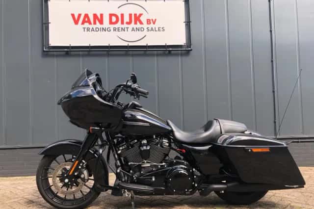 Harley-Davidson Road Glide 107 (2018) thumbnail 6