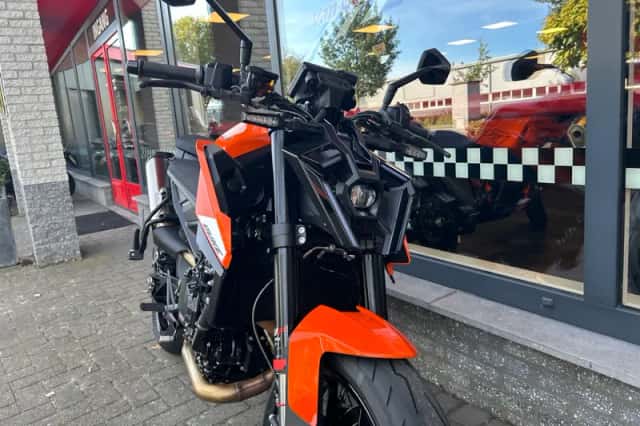 KTM 790 Duke (2026) thumbnail 5