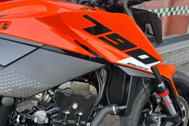 KTM 790 Duke (2026) thumbnail 6