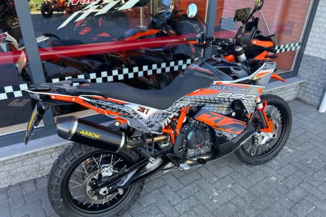 KTM 890 Adventure R (2026) thumbnail 3