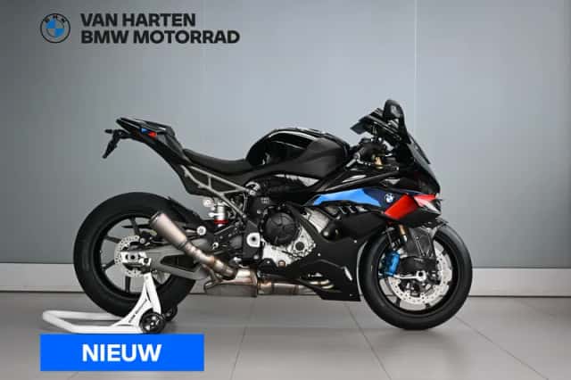 BMW S 1000 RR (2026) thumbnail 1