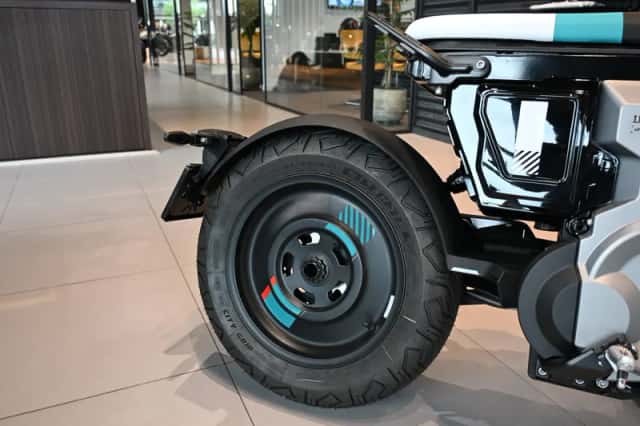 BMW Bromscooter CE 02 AM (2026) thumbnail 6