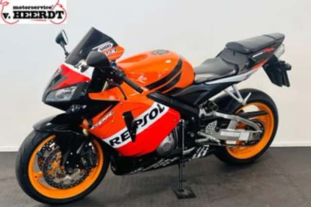 Honda CBR600RR (2006) thumbnail 2