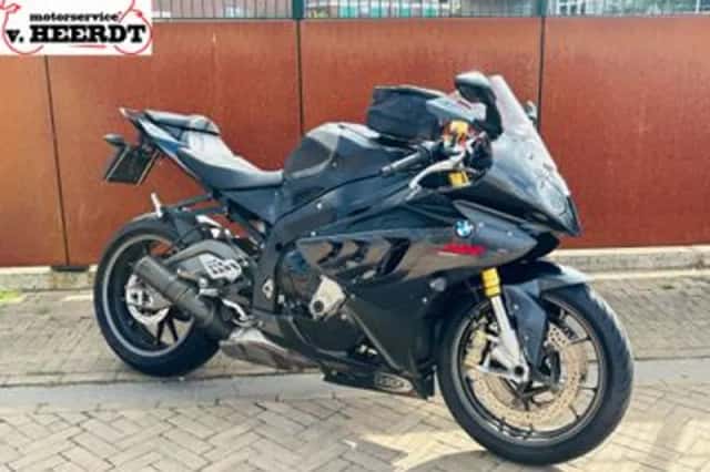 BMW S 1000 RR (2010) thumbnail 1