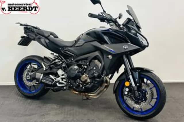 Yamaha Tracer 900 (2018) thumbnail 1