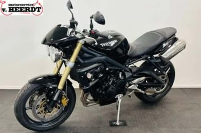 Triumph Street Triple 675 (2008) thumbnail 2