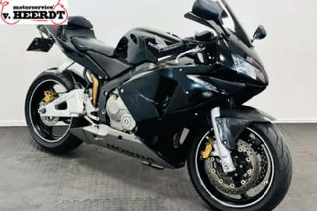 Honda CBR600RR (2003) thumbnail 1