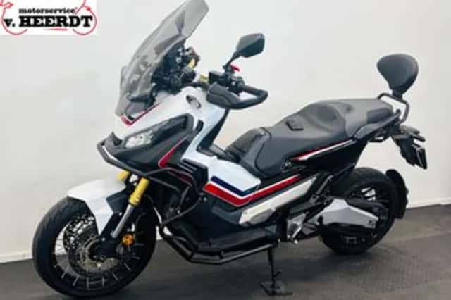 Honda X ADV (2017) thumbnail 6