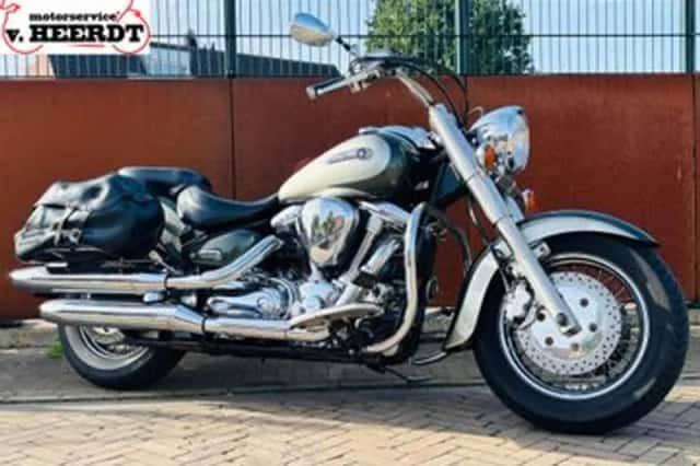 Yamaha XV 1600 Wildstar (2000) thumbnail 1