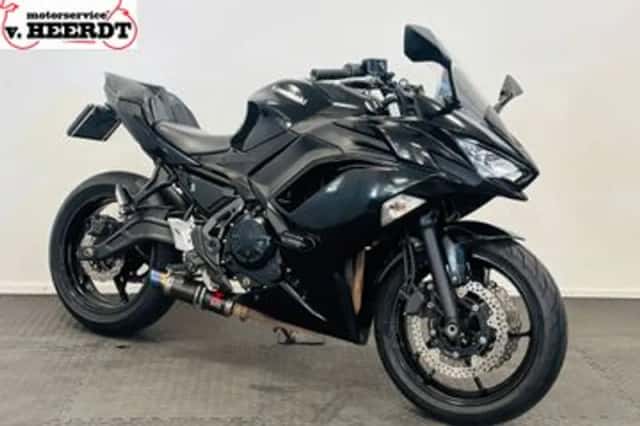 Kawasaki Ninja 650 (2021) thumbnail 1