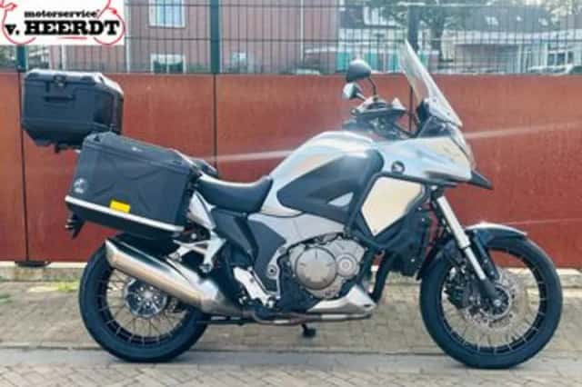 Honda VFR 1200 X Crosstourer (2014) thumbnail 3