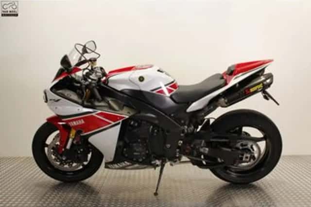 Yamaha YZF-R1 (2012) thumbnail 4