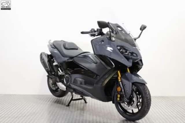Yamaha Tmax Tech MAX (2022) thumbnail 2