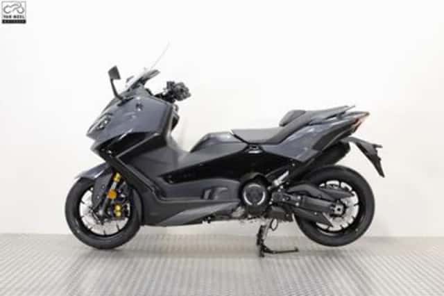 Yamaha Tmax Tech MAX (2022) thumbnail 4