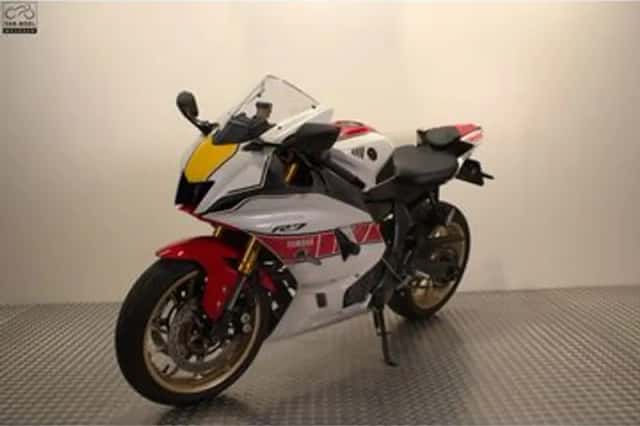 Yamaha R7 World GP 60TH Anniversary (2023) thumbnail 3