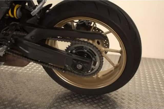Yamaha R7 World GP 60TH Anniversary (2023) thumbnail 5