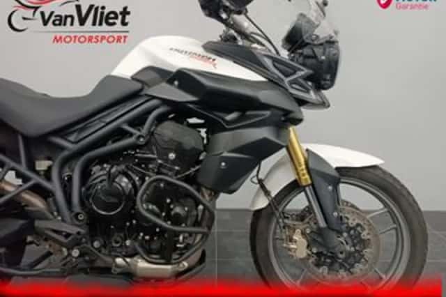 Triumph Tiger 800 (2014) thumbnail 3