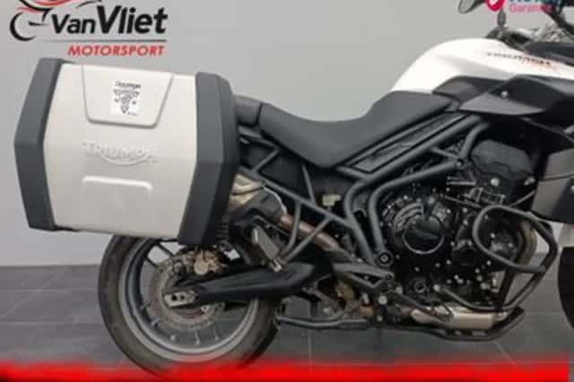 Triumph Tiger 800 (2014) thumbnail 4