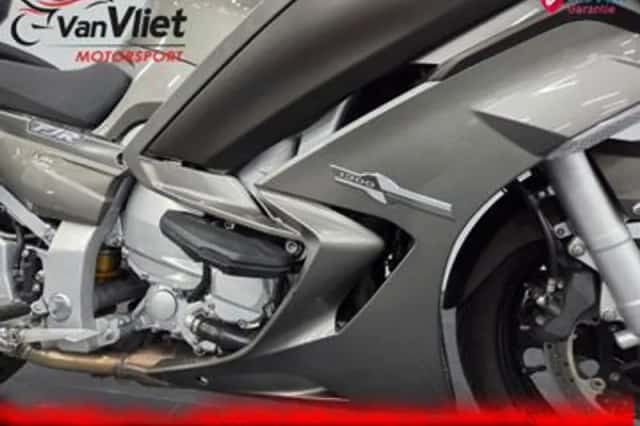 Yamaha FJR1300 (2013) thumbnail 6