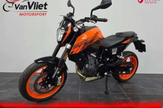 KTM 690 Duke (2019) thumbnail 2