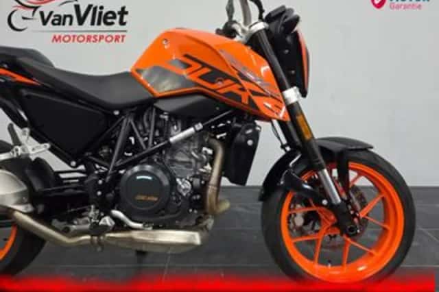 KTM 690 Duke (2019) thumbnail 3