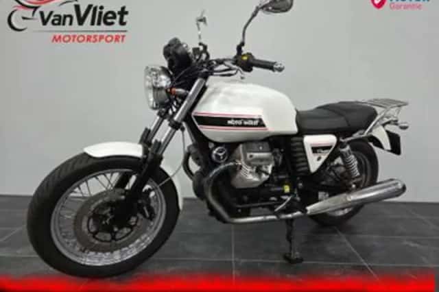 Moto Guzzi V7 (2011) thumbnail 2