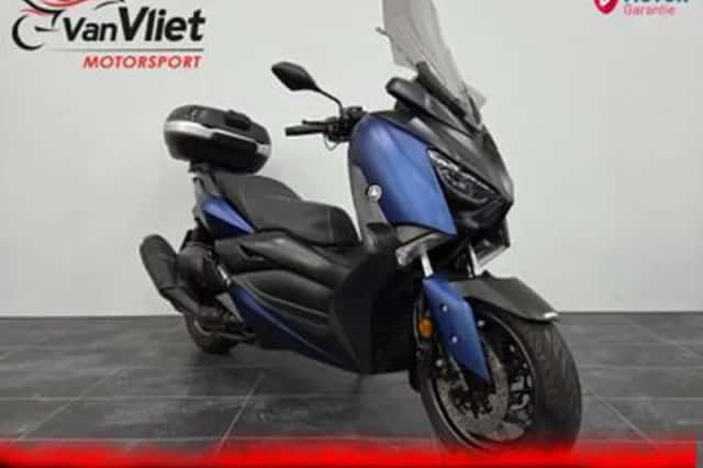 Yamaha XMAX 400 (2019) thumbnail 1