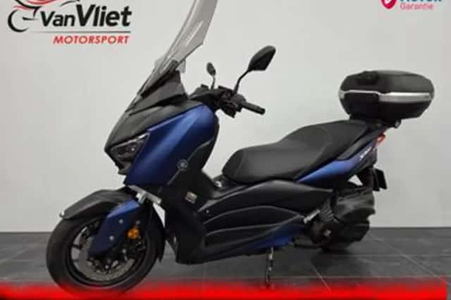 Yamaha XMAX 400 (2019) thumbnail 2