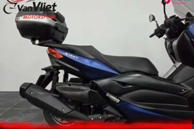 Yamaha XMAX 400 (2019) thumbnail 4