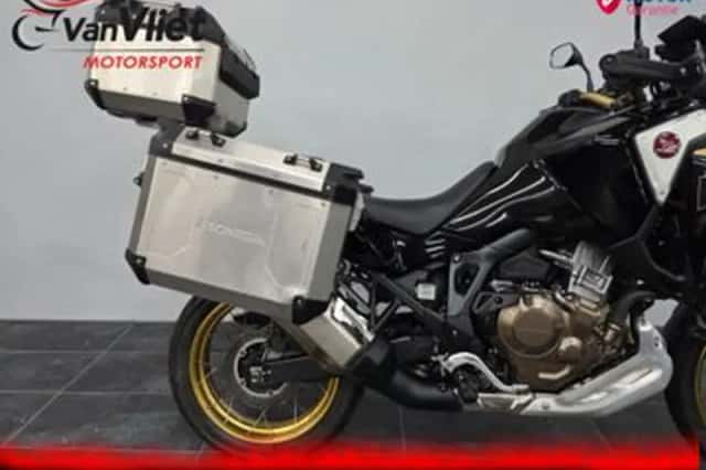 Honda CRF1100L Africa Twin Adventure Sports (2021) thumbnail 3