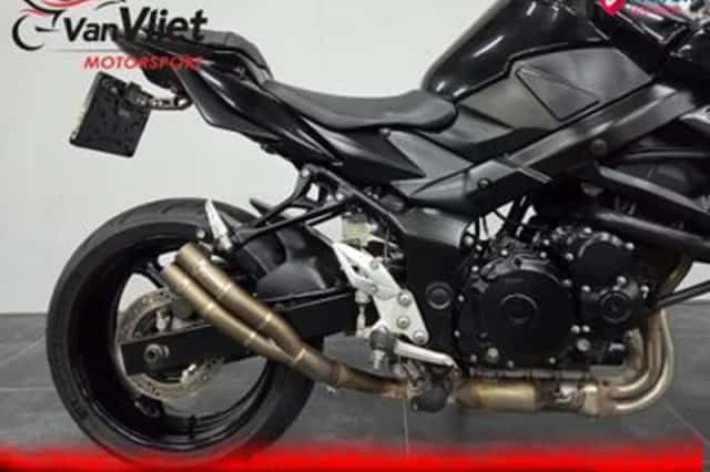 Suzuki GSR750 (2011) thumbnail 4