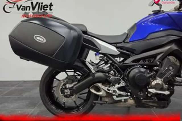 Yamaha Tracer 900 (2017) thumbnail 4
