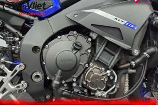 Yamaha MT-10 (2016) thumbnail 5
