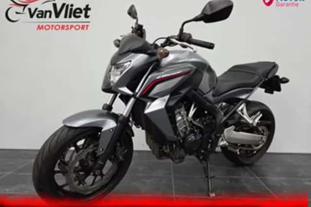 Honda CB650F (2016) thumbnail 2