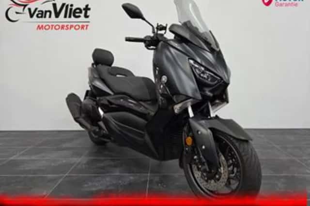 Yamaha XMAX 400 (2019) thumbnail 1